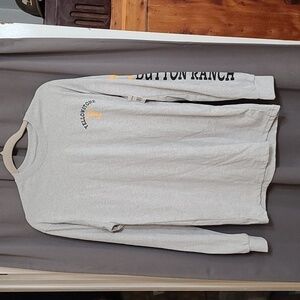 NWT Yellowstone Dutton Ranch Womens Longsleeve T-shirt Gray Crew Neck Sz M EUC